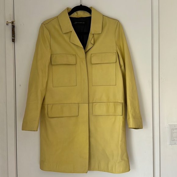 ♻️DONATED DEC. 2023♻️ 
Zara light yellow soft leather jacket size M - Picture 2 of 10